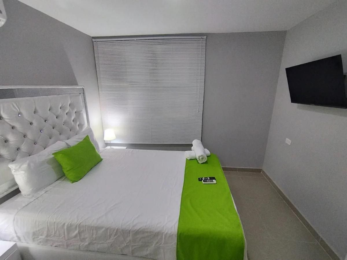 In - Bm-13 Near The Sea With Air Conditioning And Wifi Lodge